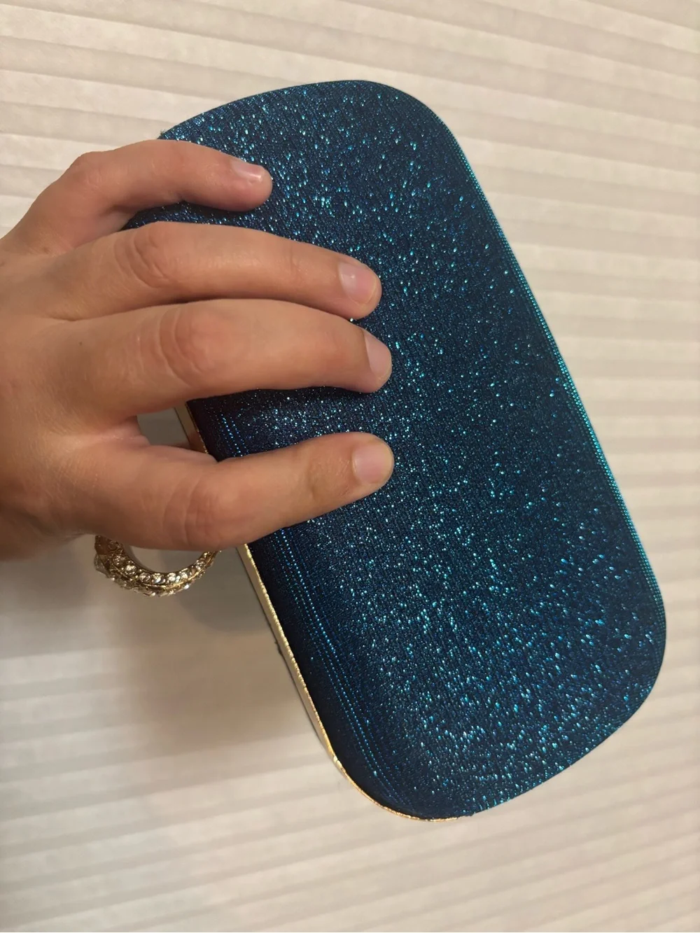 Blue sparkles Ring-Clasp Evening Clutch